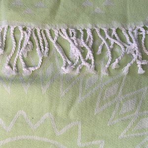 Widdonen 100% Cotton lightweight Turkish TOWEL in green&white.